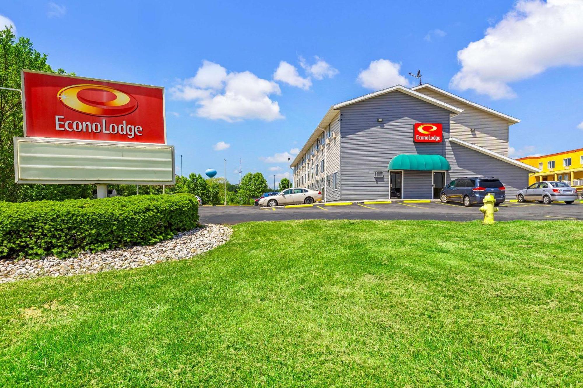 Econo Lodge Akron Copley Northwest Montrose Exterior photo